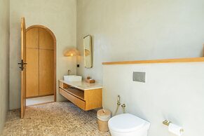 Villa Serai 5br to the Beach