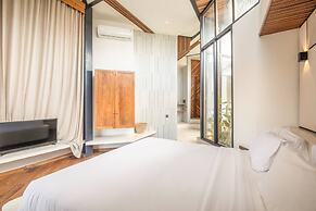 BAZ Villa 14 Studio 4 L 1BR Loft Art Deco Shared Pool 700m to Echo Bea