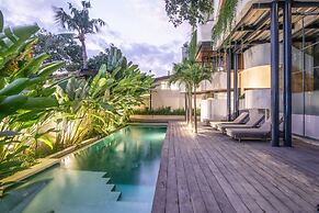 BAZ Villa 14 Studio 4 L 1BR Loft Art Deco Shared Pool 700m to Echo Bea