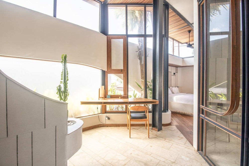 BAZ Villa 14 Studio 4 L 1BR Loft Art Deco Shared Pool 700m to Echo Bea