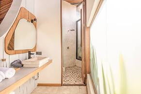 BAZ Villa 14 Studio 4 L 1BR Loft Art Deco Shared Pool 700m to Echo Bea