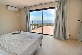 Villa in the Maquis Sea View Pool
