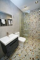 B&M BOUTIQUE HOTEL