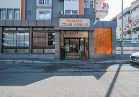 cleopatra king apart hotel