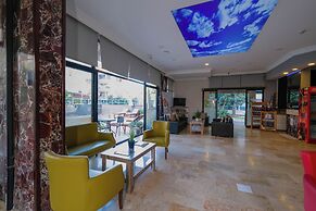 cleopatra king apart hotel