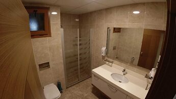 Alptekin Otel