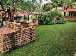 Mumo Lodge