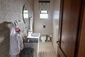 Lichenry Bush Lodge