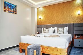 Tha Nickolee Hotel