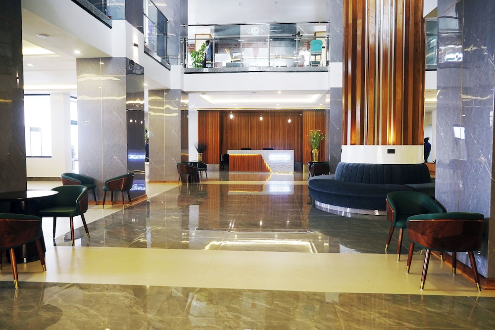Tha Nickolee Hotel
