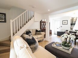 3 Rosemary Lane