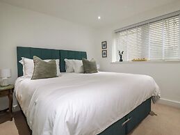 4 Ocean Gate