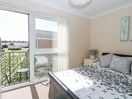 98 Waterside Park