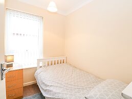 98 Waterside Park