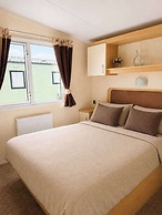 Caravan Meg Sleeps 6 With Free Parking