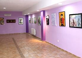 Hotel Los Barruecos by Croma