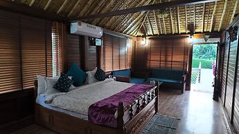 Jungle Heritage Resort