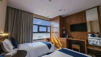 AL RYYAN SILVER HOTEL