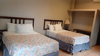 Hotel Plaza YatBalam