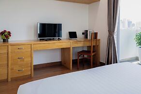 Amana Hotel & Residences