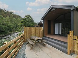 Lingy Luxury Family Pod