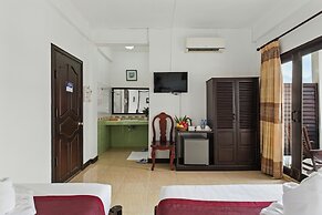 Central Hotel Vang Vieng