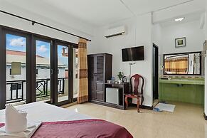 Central Hotel Vang Vieng