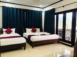 Central Hotel Vang Vieng