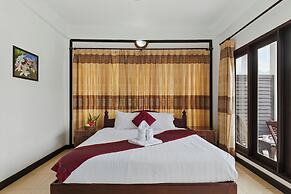Central Hotel Vang Vieng