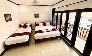 Central Hotel Vang Vieng