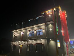 Hotel Arya Kulam Palace