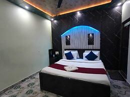 Hotel Arya Kulam Palace