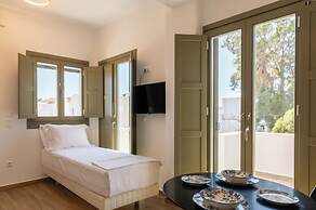 Apeiron Perissa by Apeiron Hotels