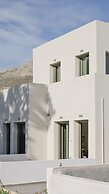 Apeiron Perissa by Apeiron Hotels