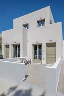 Apeiron Perissa by Apeiron Hotels