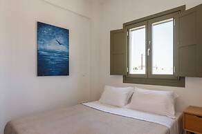 Apeiron Perissa by Apeiron Hotels