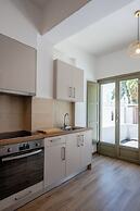 Apeiron Perissa by Apeiron Hotels