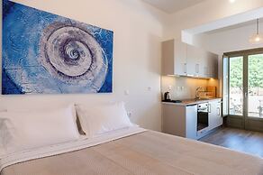 Apeiron Perissa by Apeiron Hotels