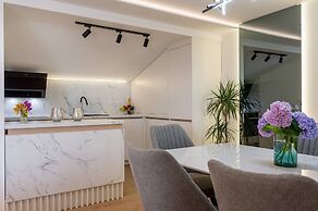 Luxury Apartments Ivanovic