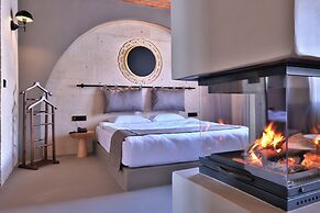 Simurg Cave House