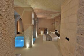 Simurg Cave House