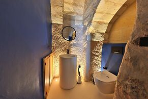 Simurg Cave House