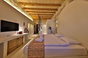 Simurg Cave House