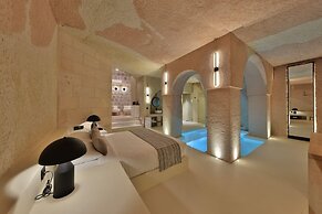 Simurg Cave House