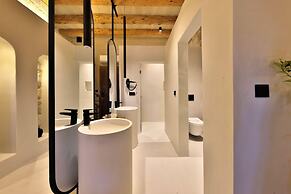Simurg Cave House