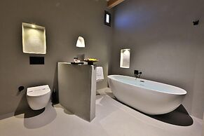 Simurg Cave House