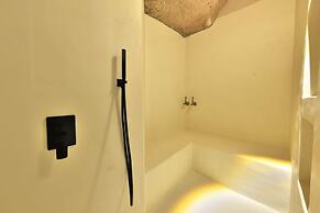 Simurg Cave House
