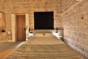 Simurg Cave House