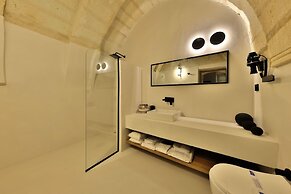 Simurg Cave House