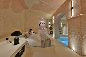 Simurg Cave House